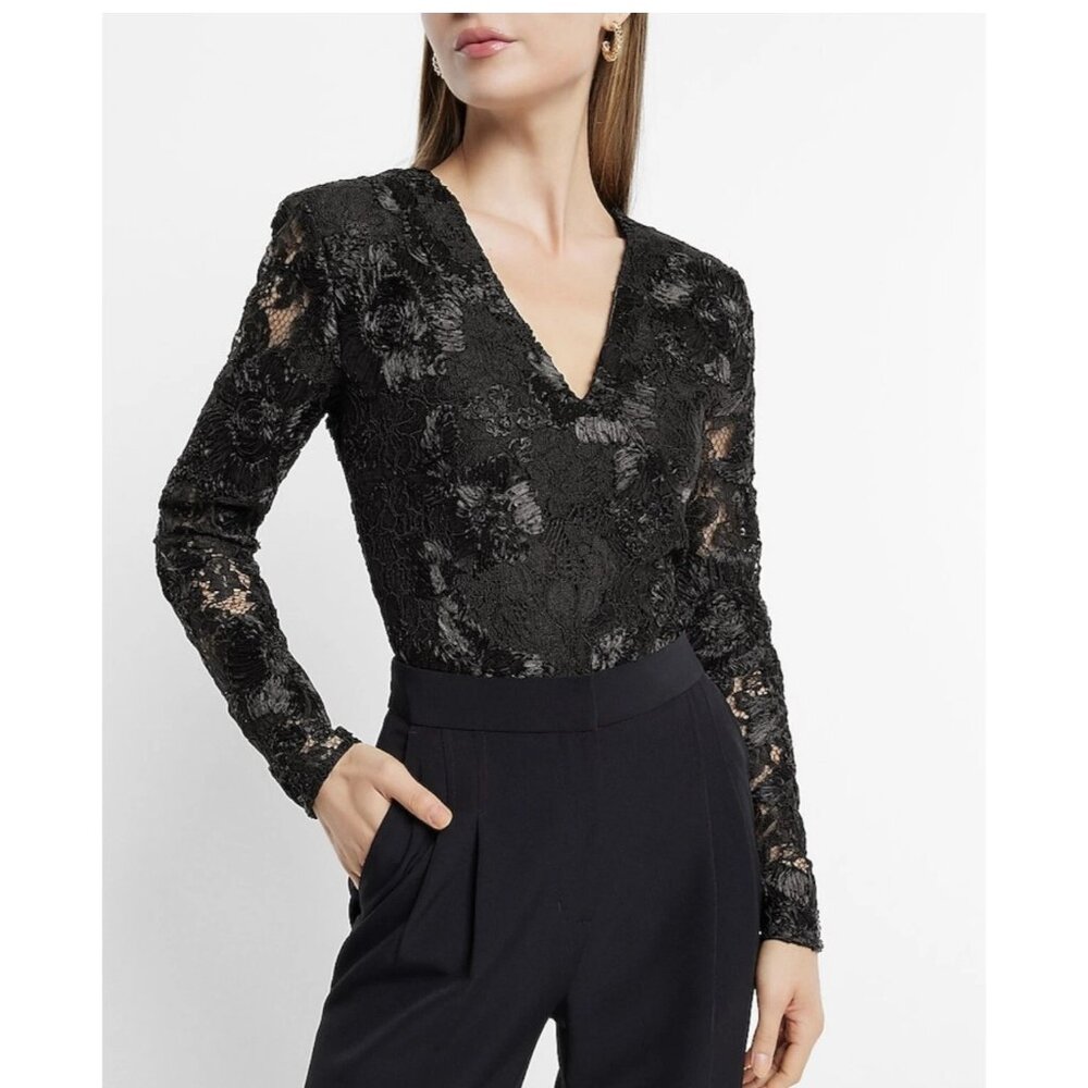 Express Thong Bodysuit Size Small Floral Lace Long Sleeve V Neck Whimsigoth NEW